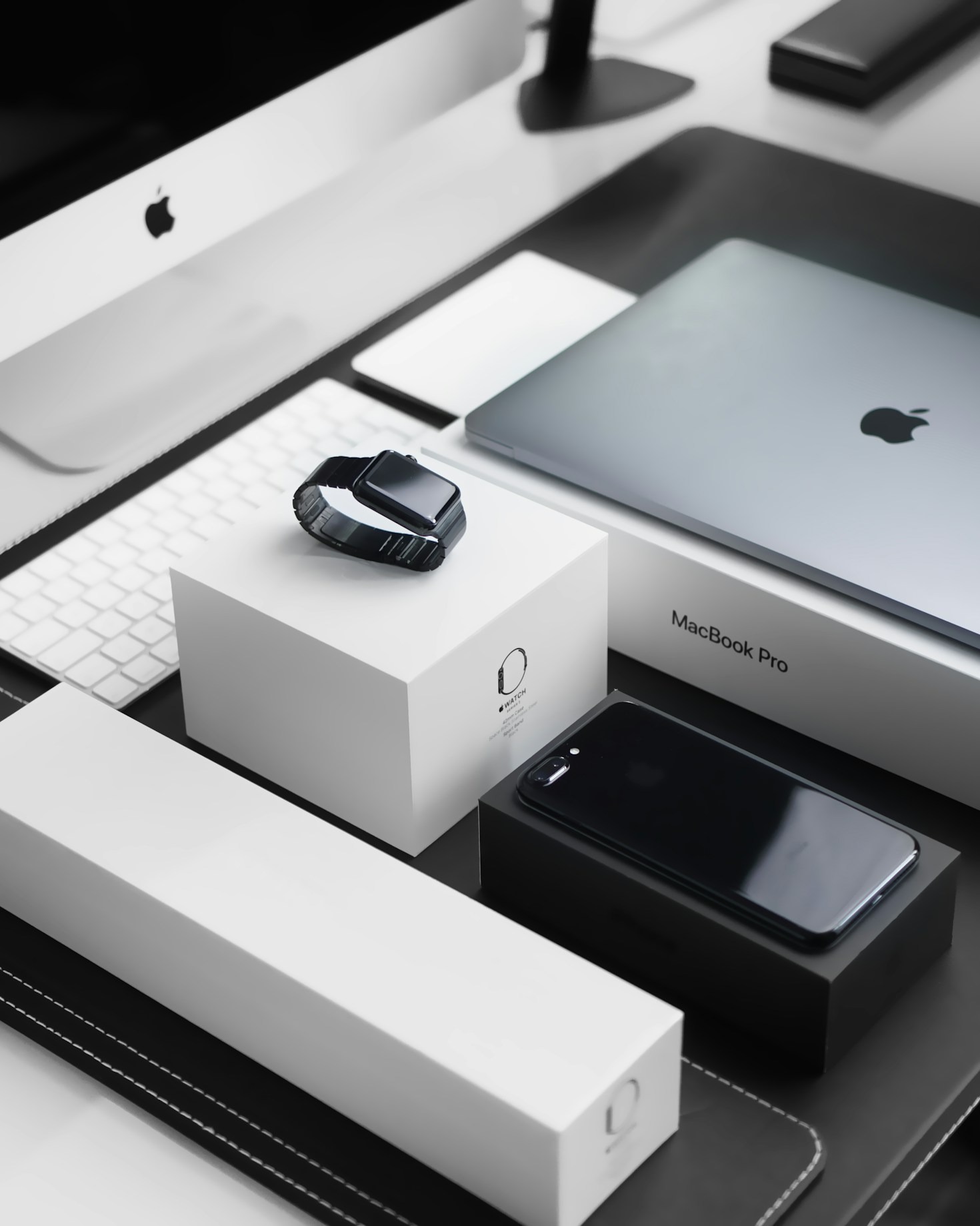 Top 10 Must-Have Tech Accessories of the Year